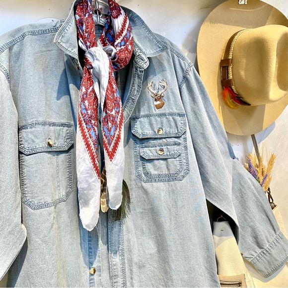 Upcycled Wildlife 🫎 boho boyfriend shirt/shacket w country farmhouse cabin vibe - Picture 10 of 13